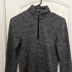 New never worn H&M shirts 6 long sleeves shirts.